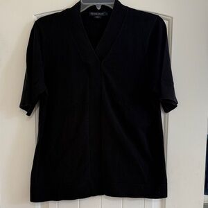 Pendleton Classic Black Short Sleeve V-Neck Knit top. Sz L